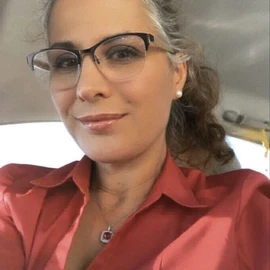 Emily Becky profile image