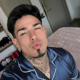 real croycitoo profile image