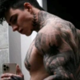 Chris Hemsworth profile image