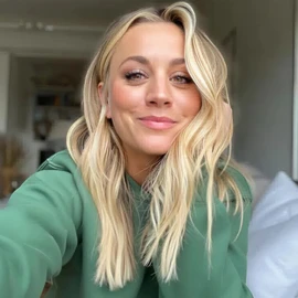 Christine Kaley Cuoco profile image