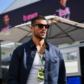 Simone susinna profile image