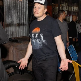 Elon Musk🚀 profile image