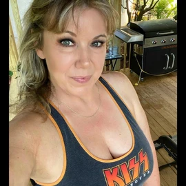 Lovely Amber profile image