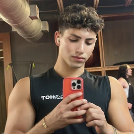 Peter James profile image