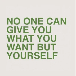 Nicole Edwards profile image