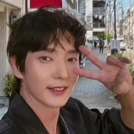 Lee Joon gi profile image