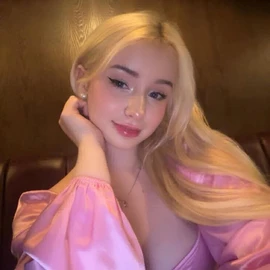 Hannah Ava profile image