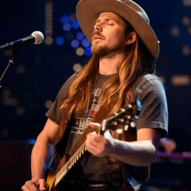 Lukas Nelson profile image
