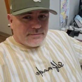 Derek j Burns profile image