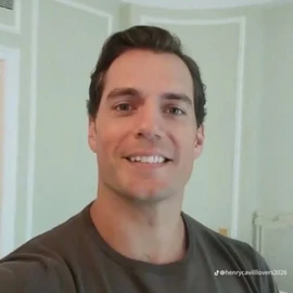Henry Cavill profile image