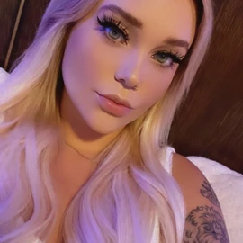 Rose Mary profile image