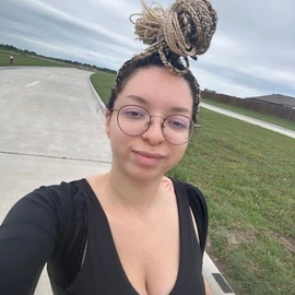 Rosie Williams profile image