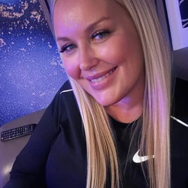 sandra profile image