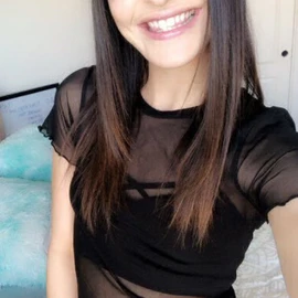 ana Thompson profile image