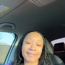 Nicole profile image