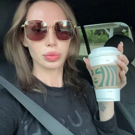 Sandra profile image