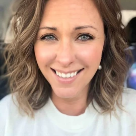Sarah Hayes profile image