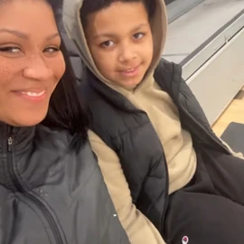 Ashley Zee profile image