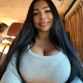 Brittanya Razavi profile image