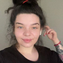 Elizabeth Kimberly profile image