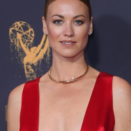 Yvonne Strahovski profile image
