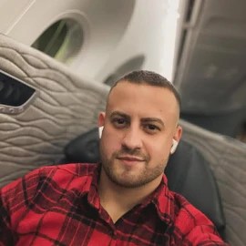 Nikolas Gaylord profile image