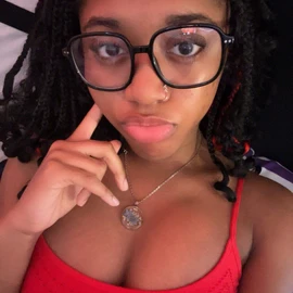 Monica olaolu profile image