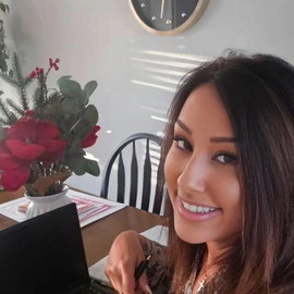 Jenn Whyte profile image