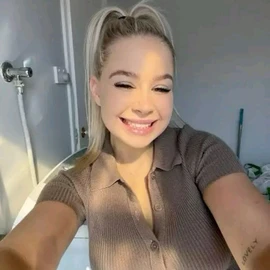 lexi bright profile image