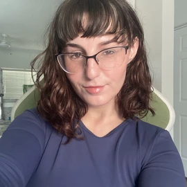 Lauren Sarah profile image