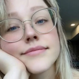 Nora Ella profile image