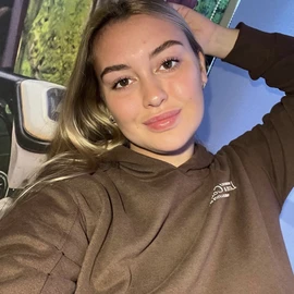 Katherine Maywell profile image