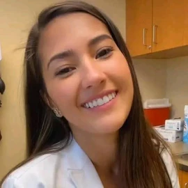 sandra love profile image