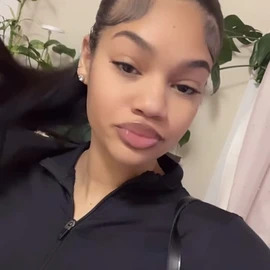 Rose Mitchell profile image