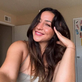 amilia james profile image