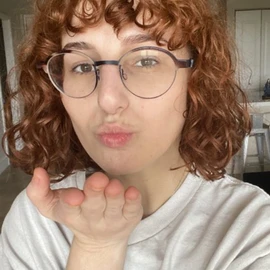 Mary Henderson profile image