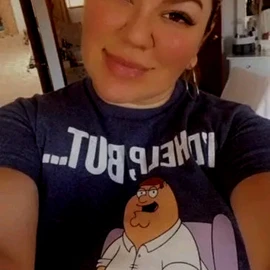 Ariana Carlos profile image