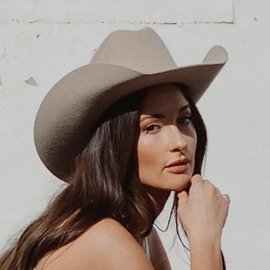 Kacey musgraves profile image