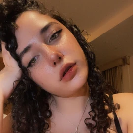 Luna Clark profile image