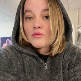 Rosie Amanda profile image