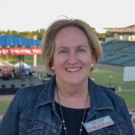Julie Leach profile image