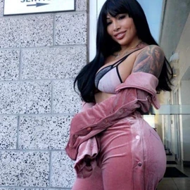 Brittany razavi profile image
