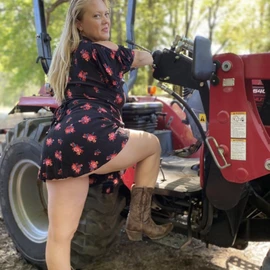 LINDA KEMP profile image