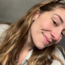 Lisa Roberts profile image