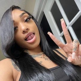 Jayella Charlotte profile image