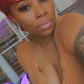 Naomi Eve profile image