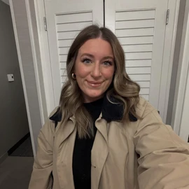 Tina Louis profile image