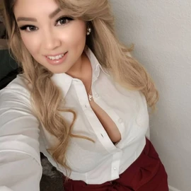 Becca Peter profile image