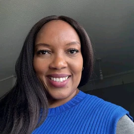 Roslyn abar profile image