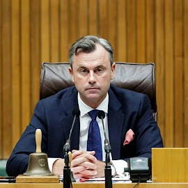 Heinrich Thomas profile image